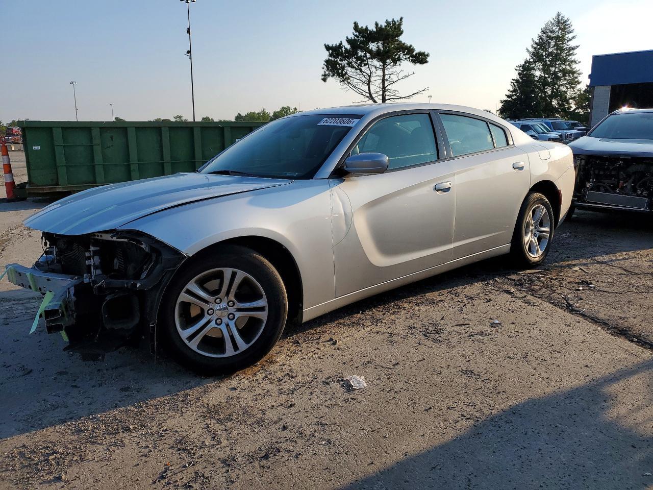 2020 Dodge Charger Sxt - zdjęcie główne