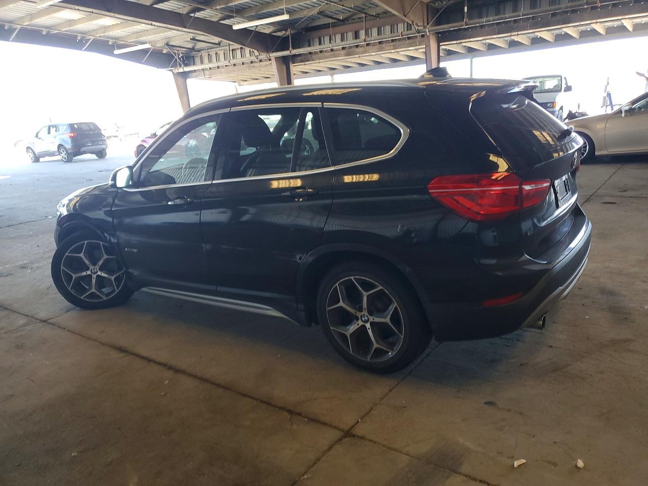 2016 BMW X1 xDrive28I - zdjęcie 2