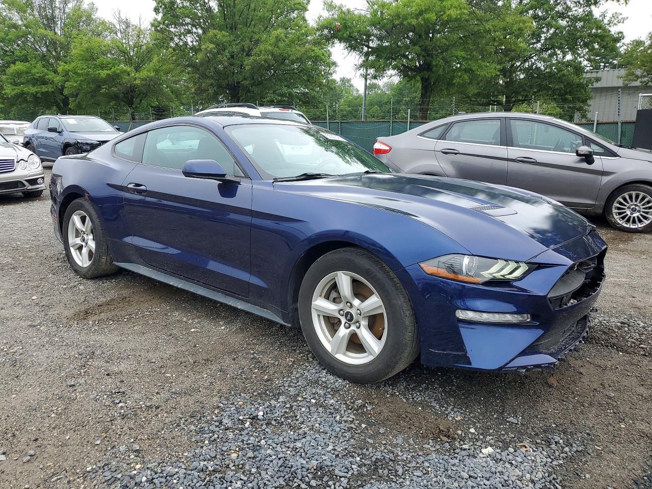 2018 Ford Mustang - zdjęcie 4