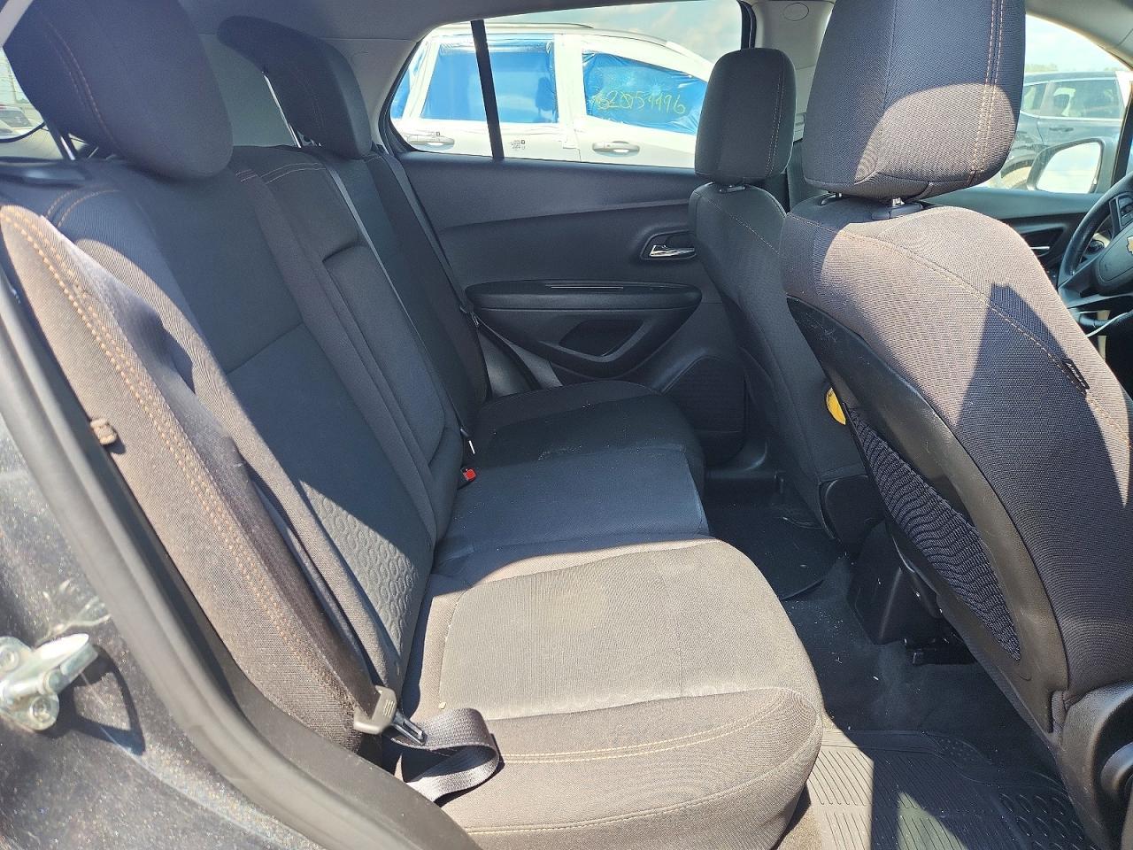 2019 Chevrolet Trax Ls - zdjęcie 10
