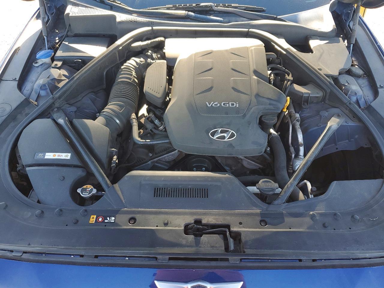 2015 Hyundai Genesis 3.8L - zdjęcie 11