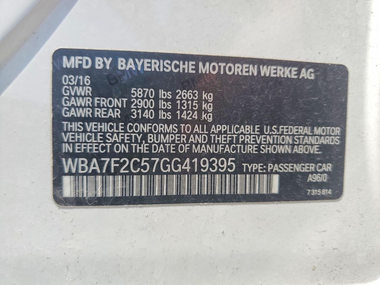 2016 BMW Seria 7 750i - zdjęcie 12