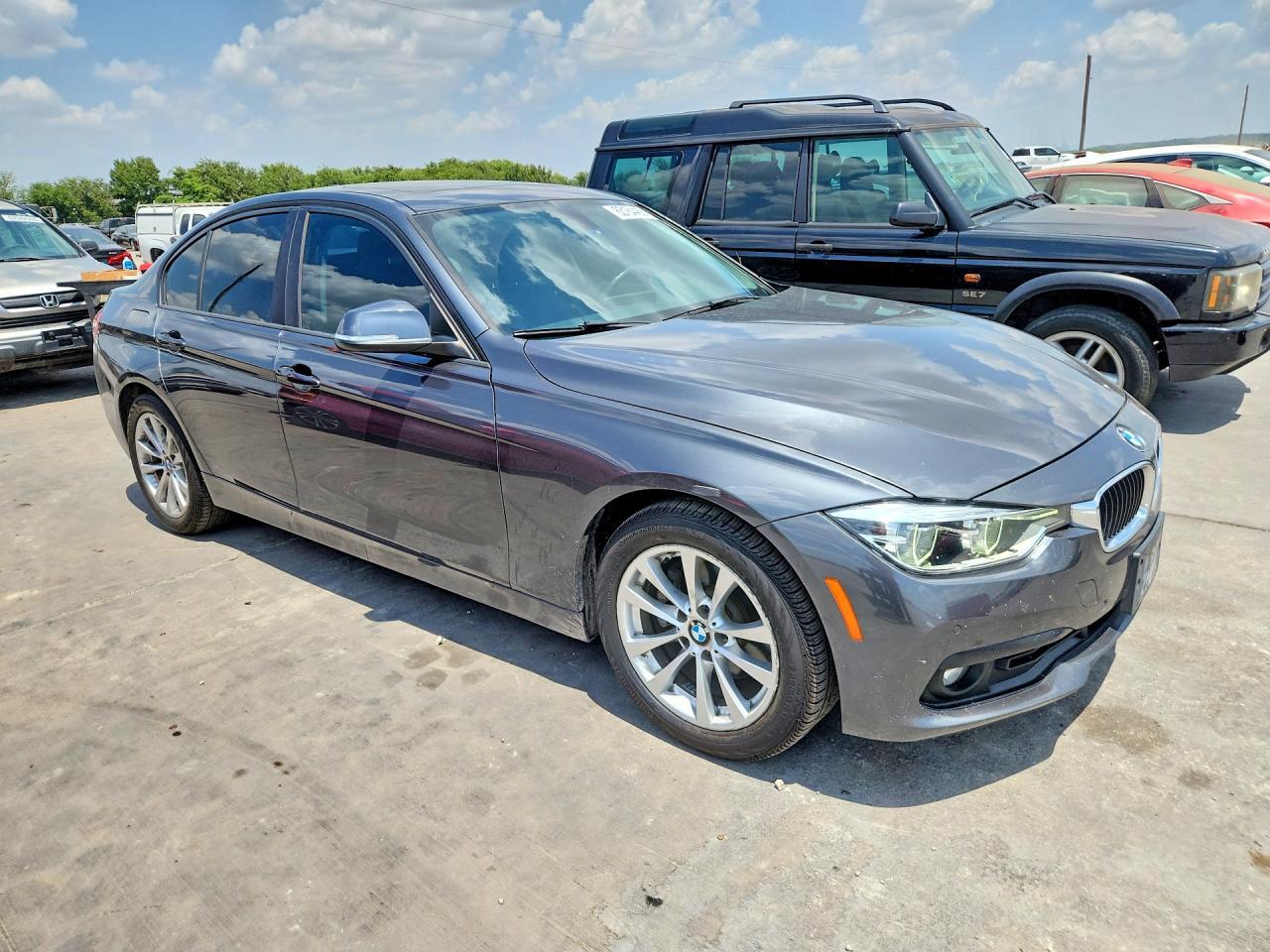 2017 BMW Seria 3 320i - zdjęcie 4