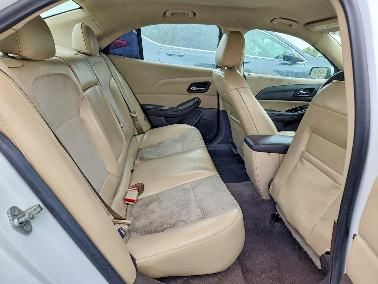 2014 Chevrolet Malibu 2Lt - zdjęcie 10