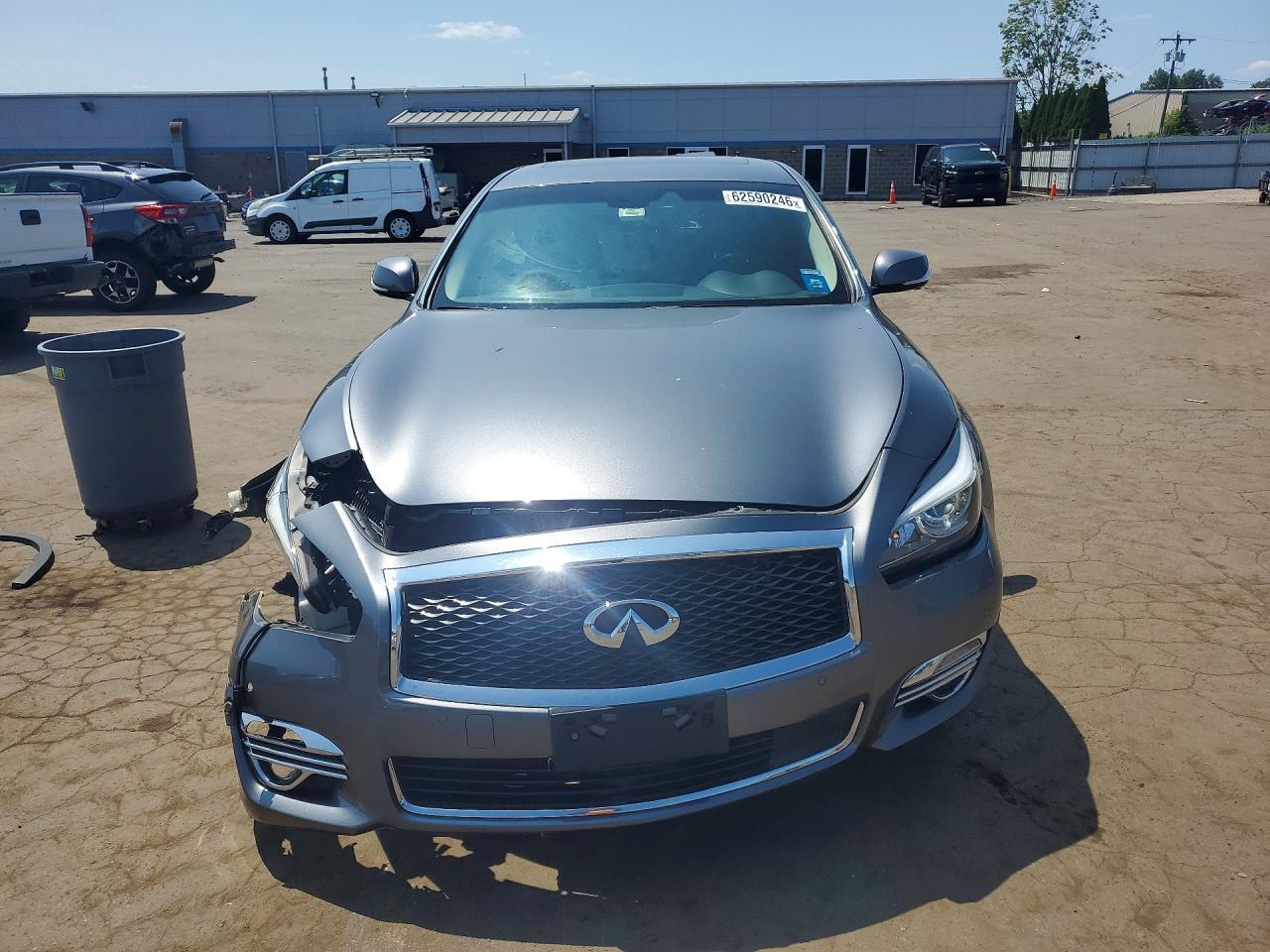Infiniti Q70 - zdjęcie 5