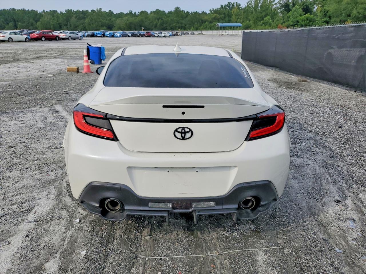 2025 Toyota Gr 86 Premium - zdjęcie 6