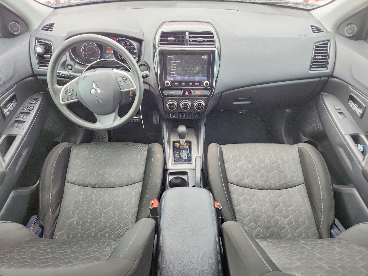 2020 Mitsubishi Outlander Sport Es - zdjęcie 8