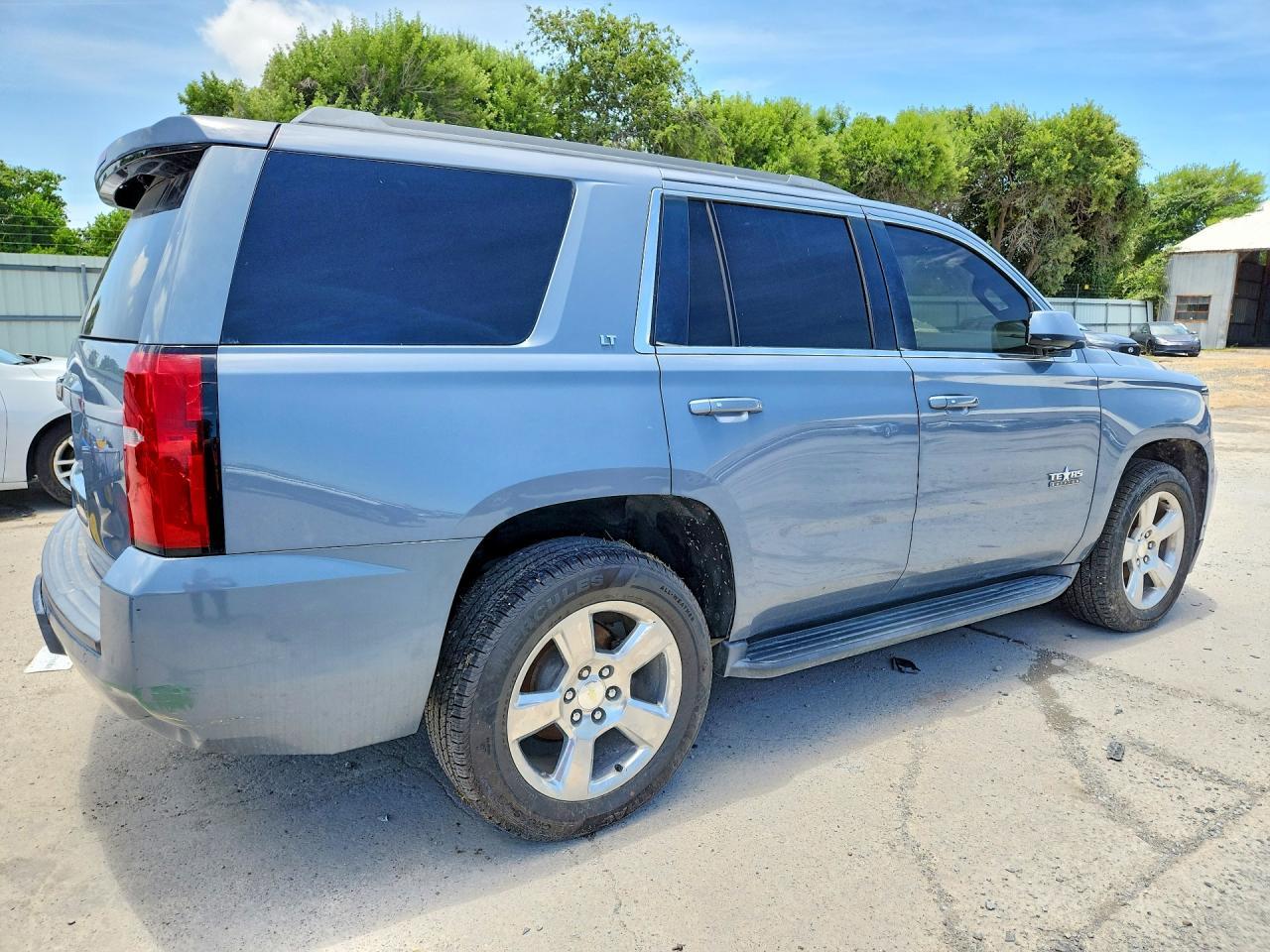 2016 Chevrolet Tahoe C1500 Lt - zdjęcie 3