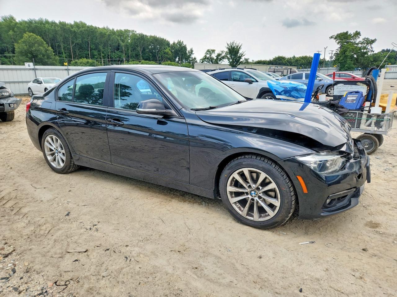 2018 BMW Seria 3 320i - zdjęcie 4