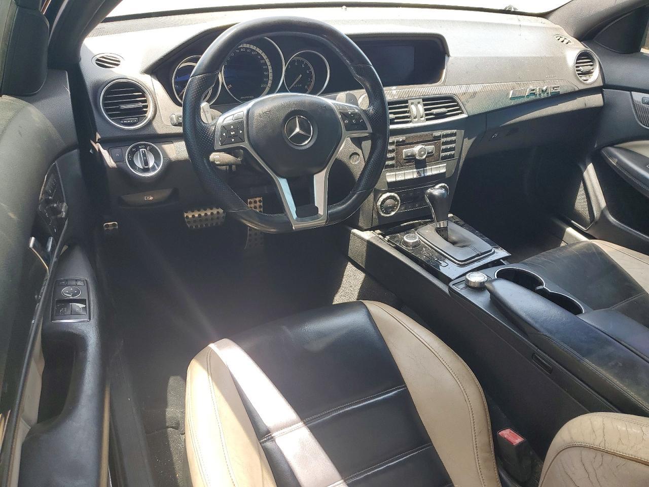 2013 Mercedes-Benz C 63 Amg - zdjęcie 8