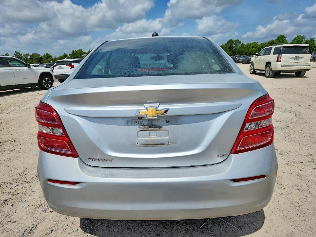 2018 Chevrolet Sonic Lt - zdjęcie 6