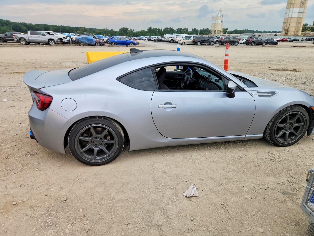 2015 Subaru Brz 2.0 Premium - zdjęcie 3