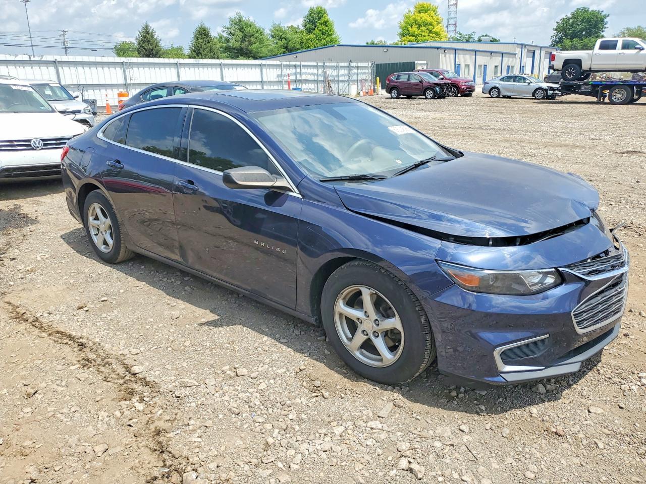 2018 Chevrolet Malibu Ls - zdjęcie 4