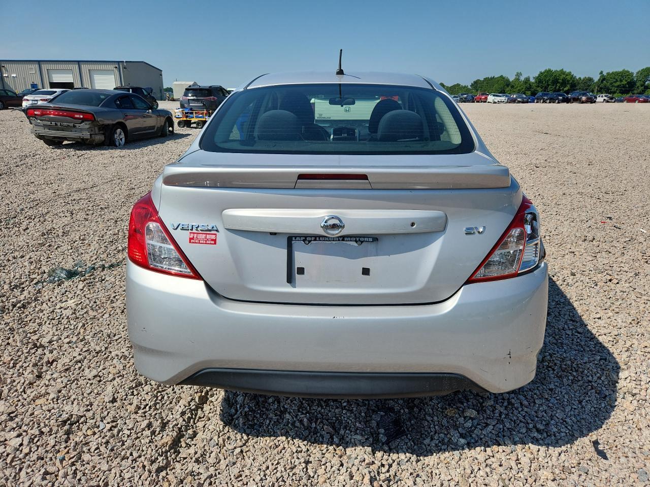 2019 Nissan Versa Sv - zdjęcie 6