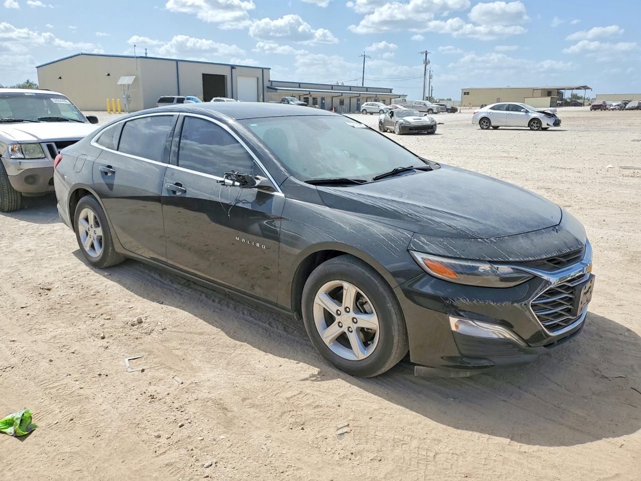 2020 Chevrolet Malibu Ls - zdjęcie 4