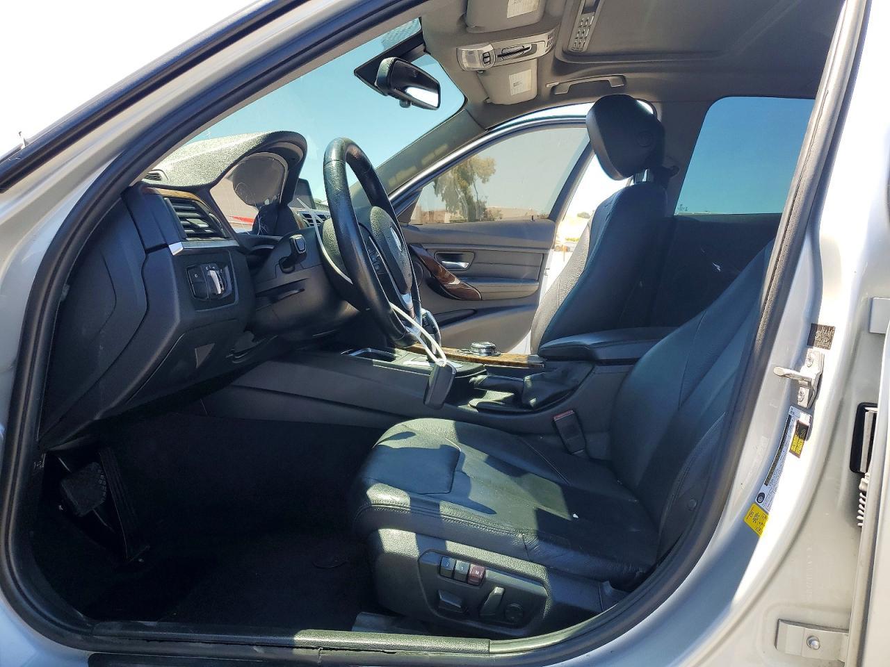 2014 BMW 328 I - zdjęcie 7