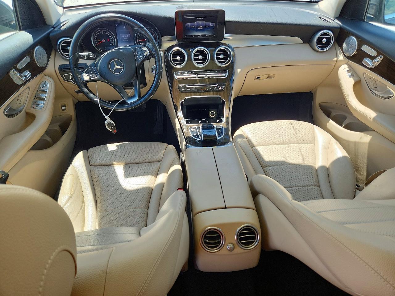 2016 Mercedes-Benz Glc 300 - zdjęcie 8
