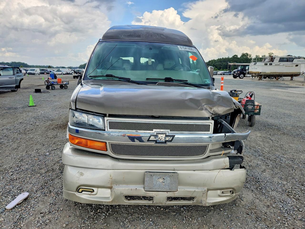 2017 Chevrolet Express G2500 - zdjęcie 5