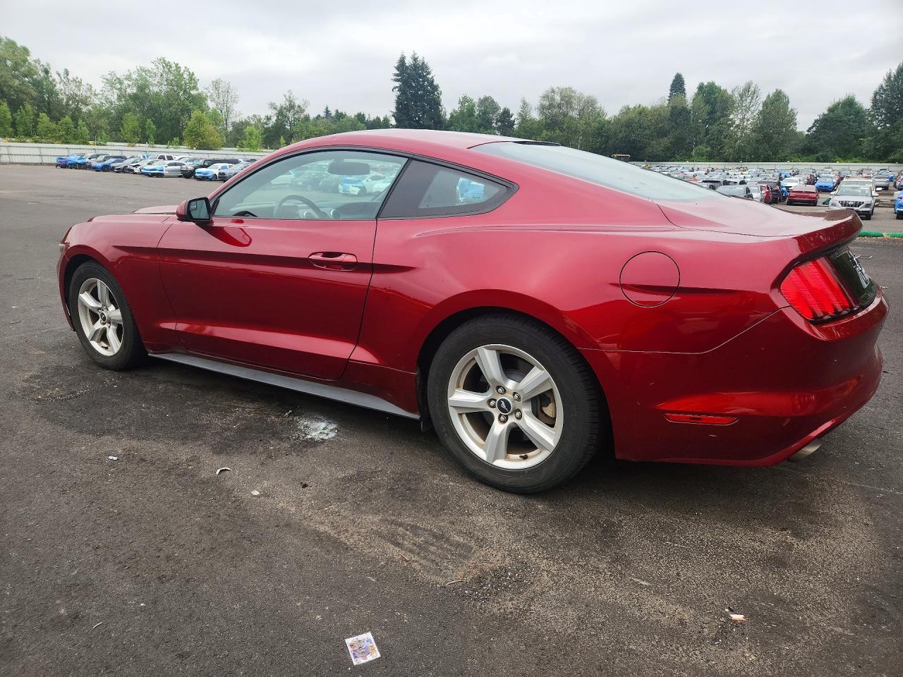 2015 Ford Mustang - zdjęcie 2