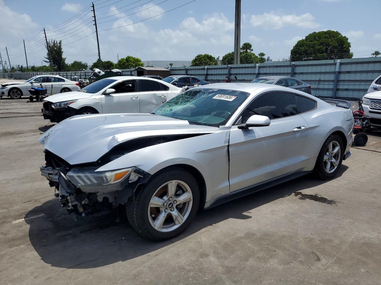 2015 Ford Mustang - zdjęcie główne