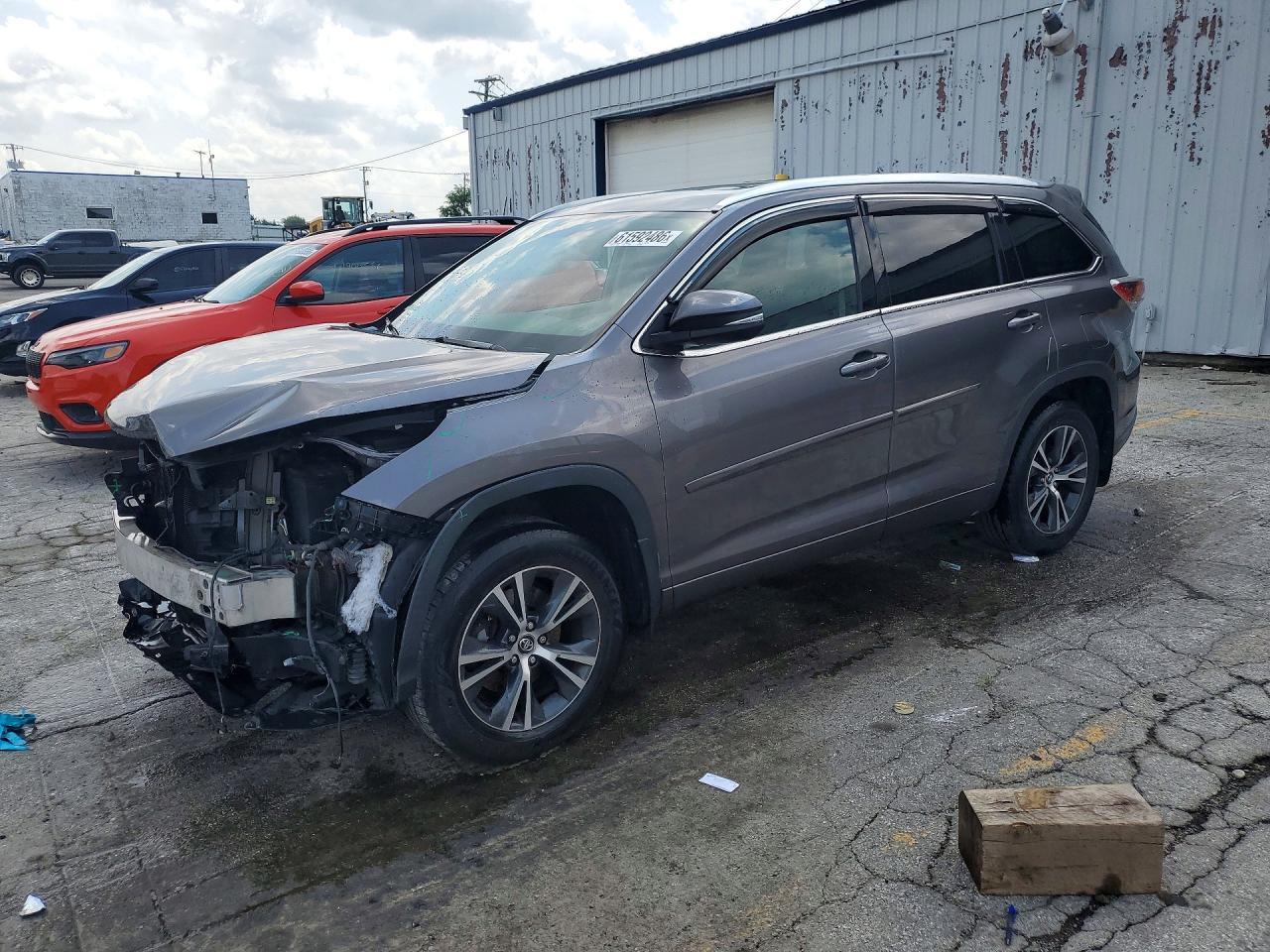 2016 Toyota Highlander Xle - zdjęcie główne