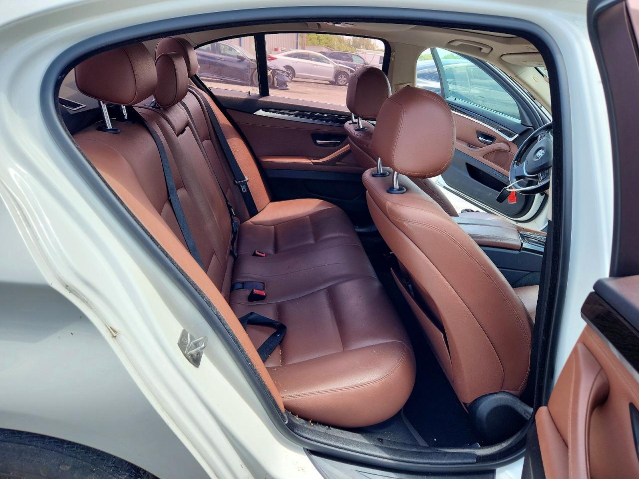 2016 BMW 528 I - zdjęcie 10