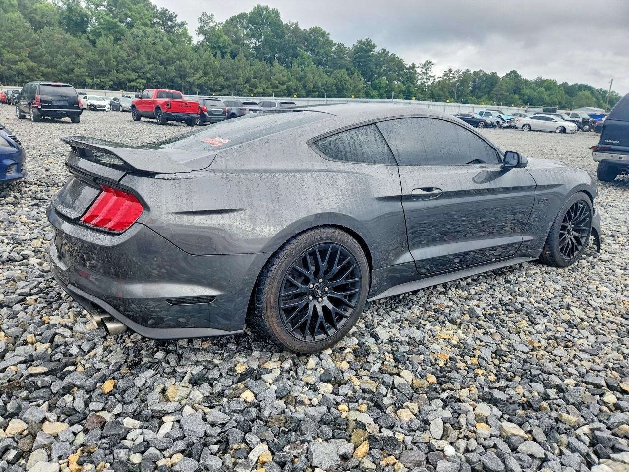 2018 Ford Mustang Gt - zdjęcie 3