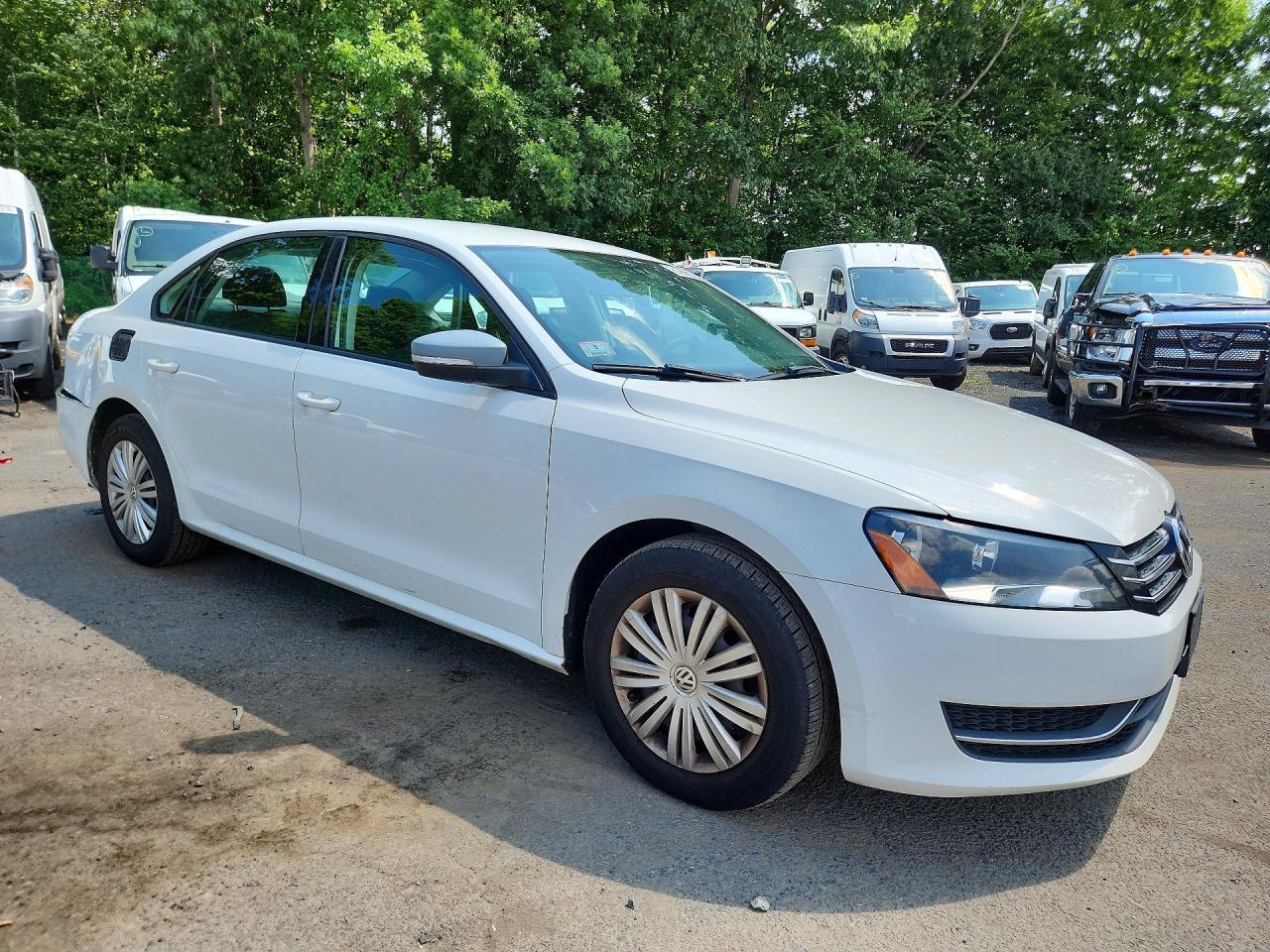2015 Volkswagen Passat S - zdjęcie 4