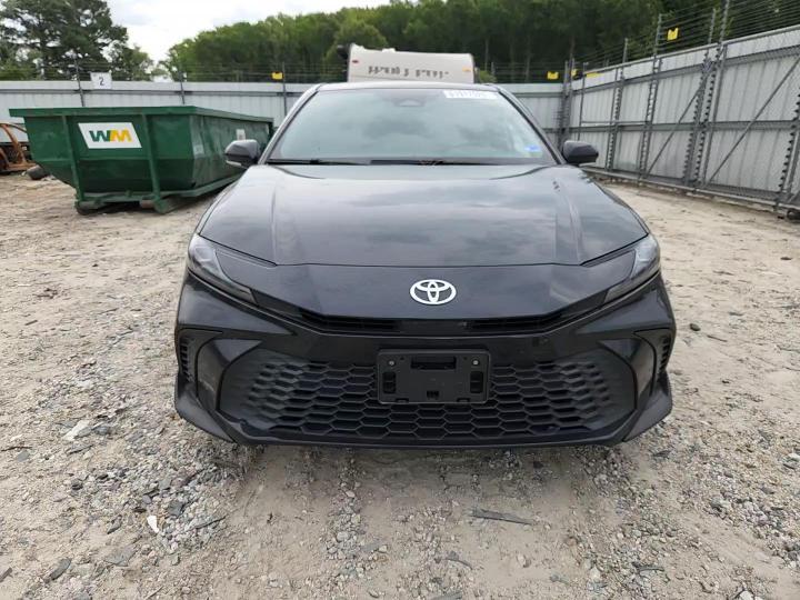 2025 Toyota Camry Se - zdjęcie 13
