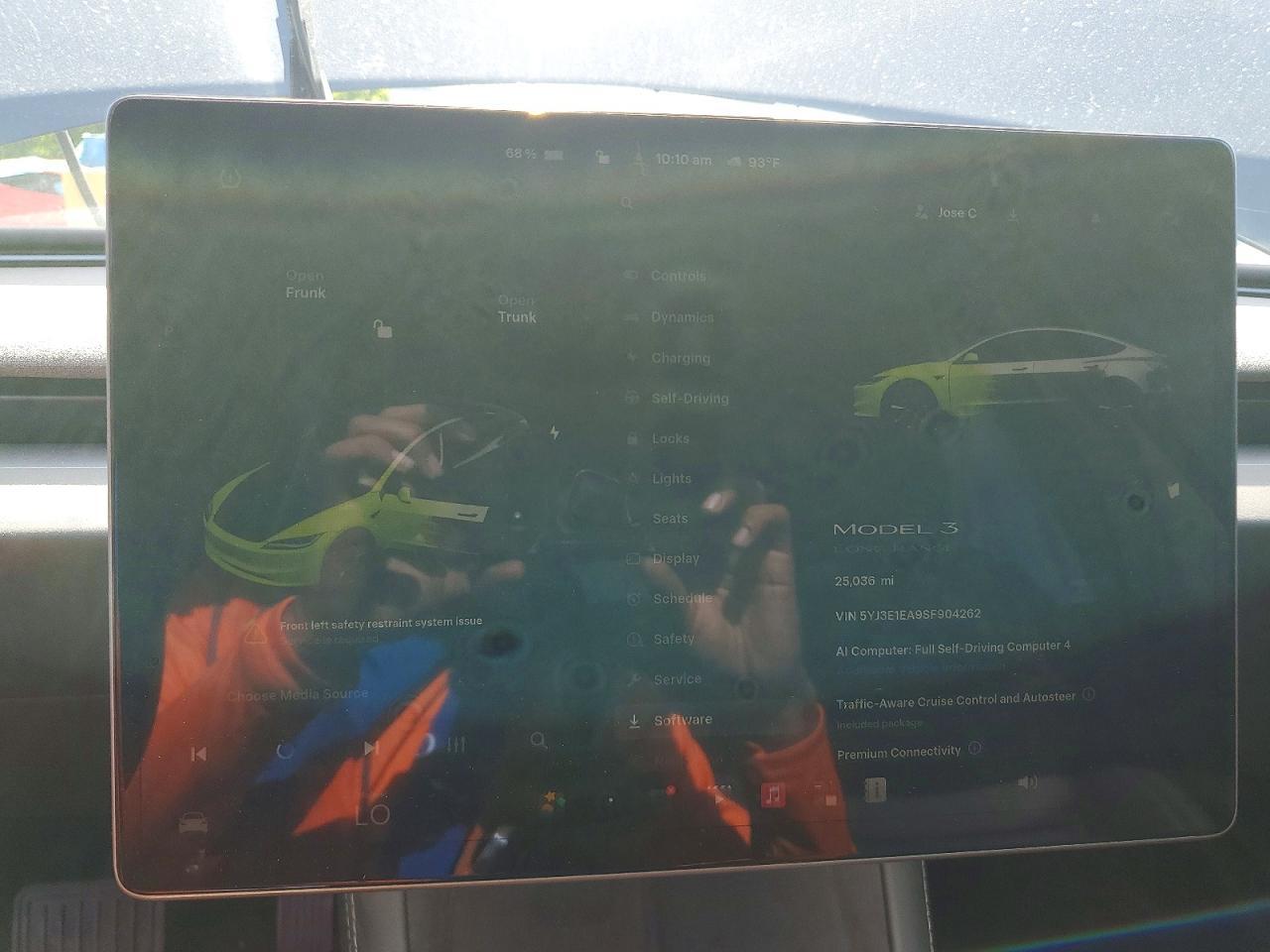 2025 Tesla Model 3 - zdjęcie 9