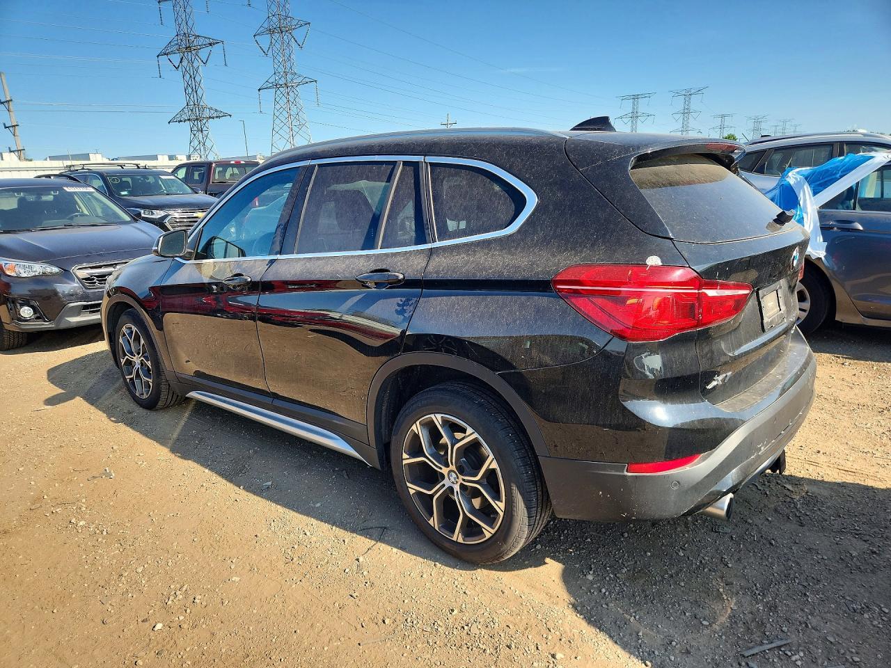 2022 BMW X1 xDrive28I - zdjęcie 2