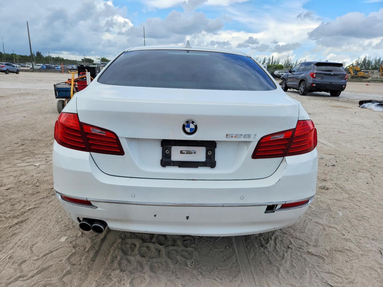 2014 BMW 528 I - zdjęcie 6