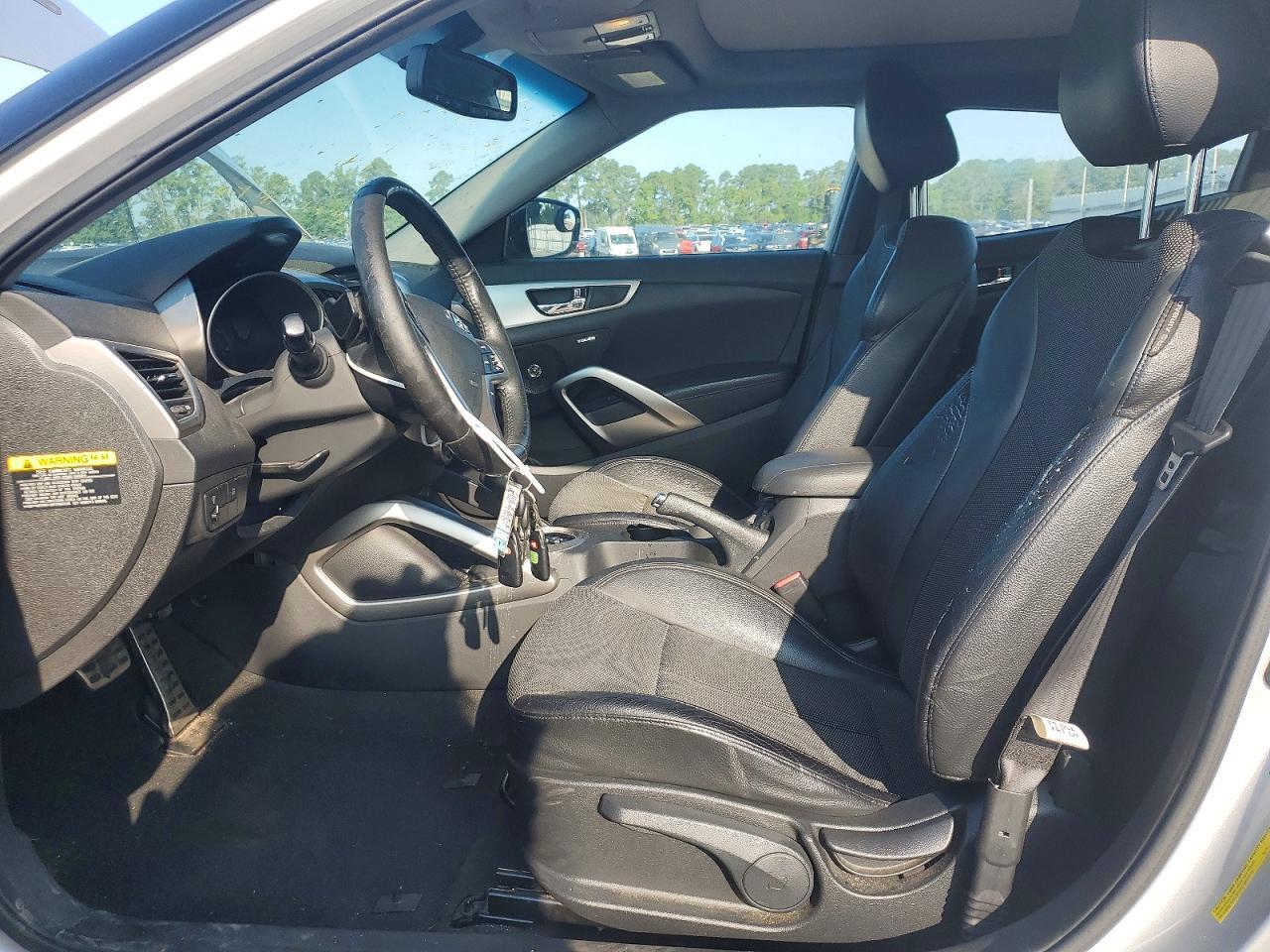 2013 Hyundai Veloster Base - zdjęcie 7