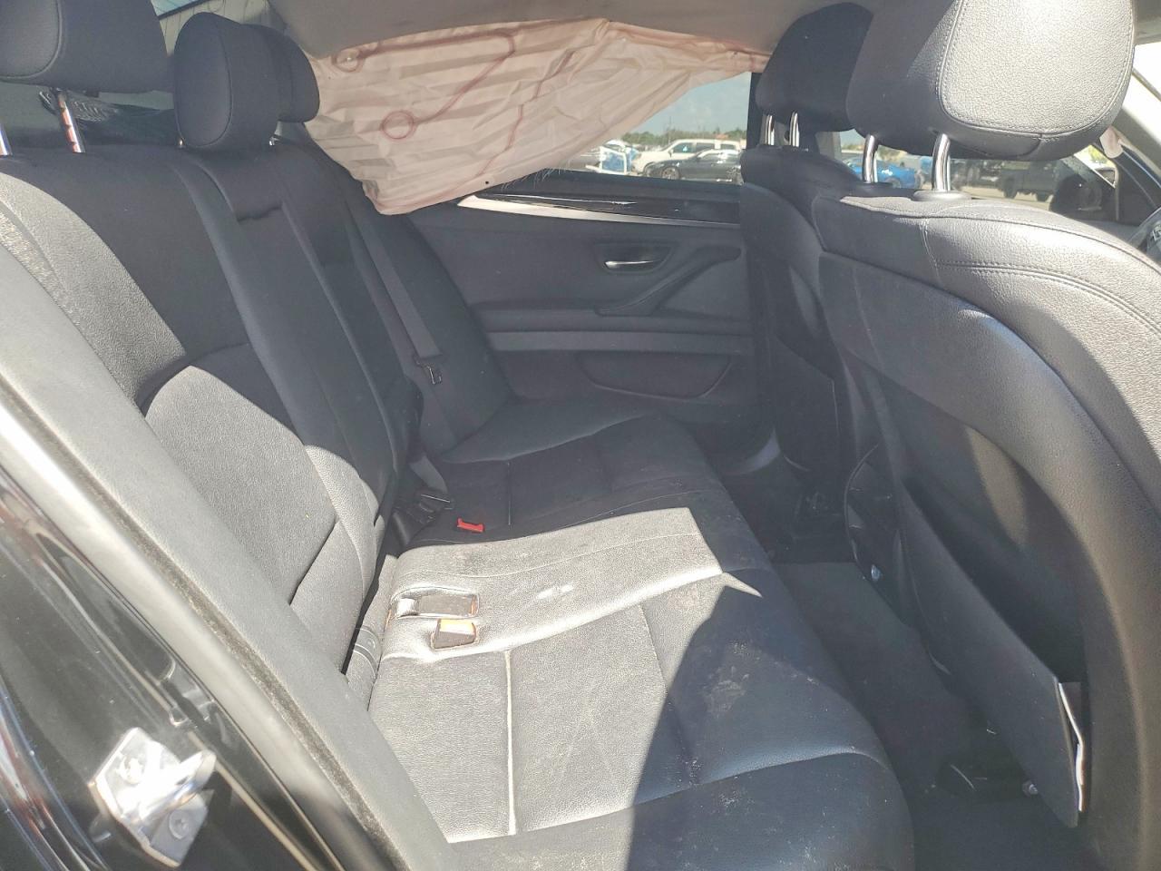 2014 BMW Seria 5 528i - zdjęcie 10