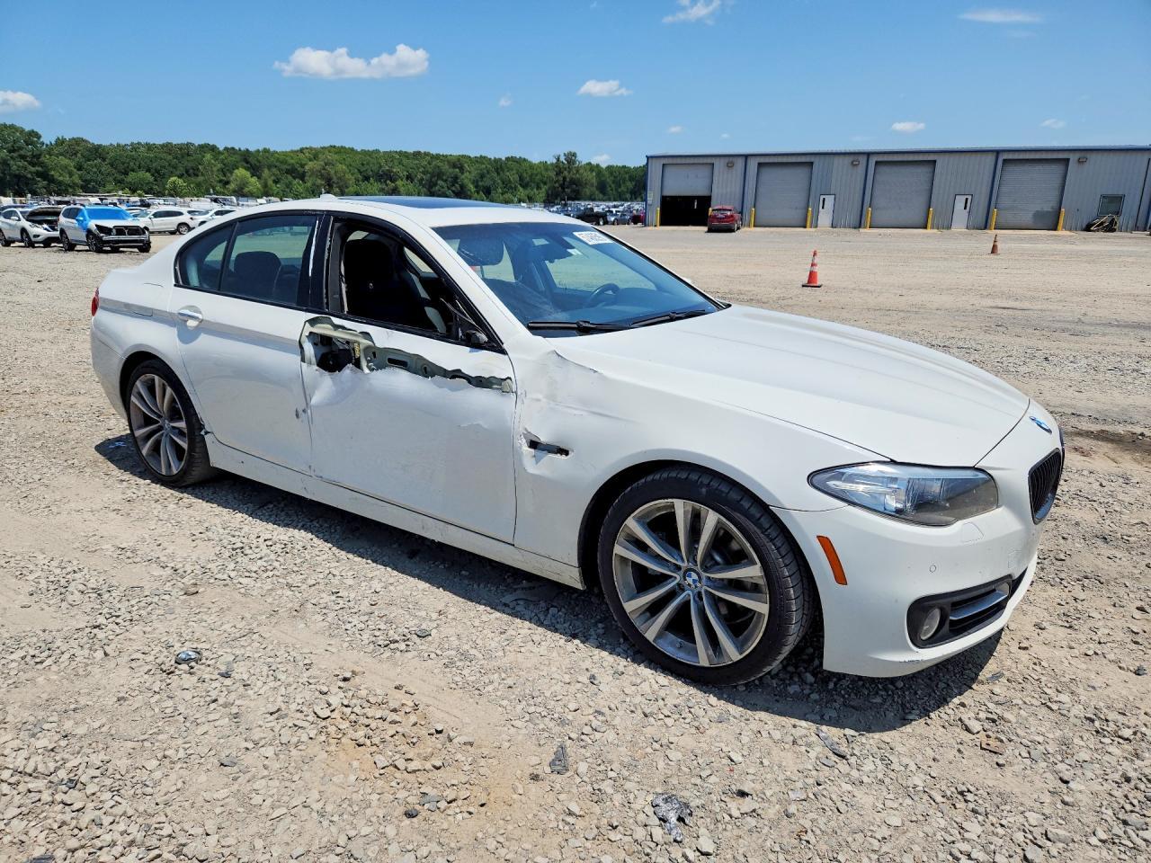 2016 BMW 528 I - zdjęcie 4