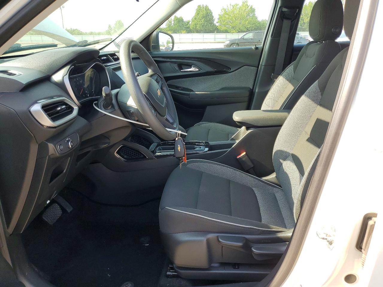 2021 Chevrolet Trailblazer Ls - zdjęcie 7