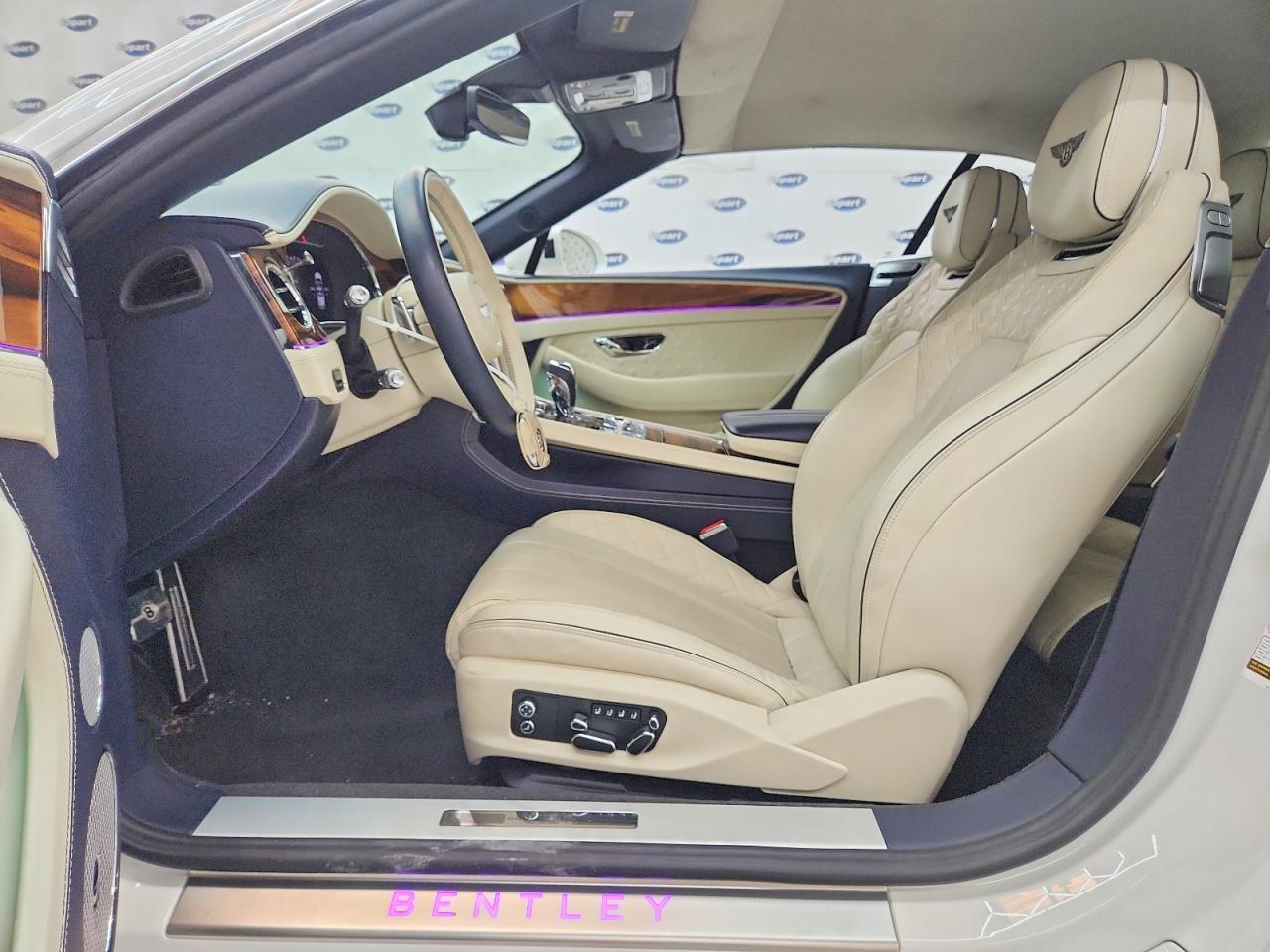 2022 Bentley Continental Gt - zdjęcie 7