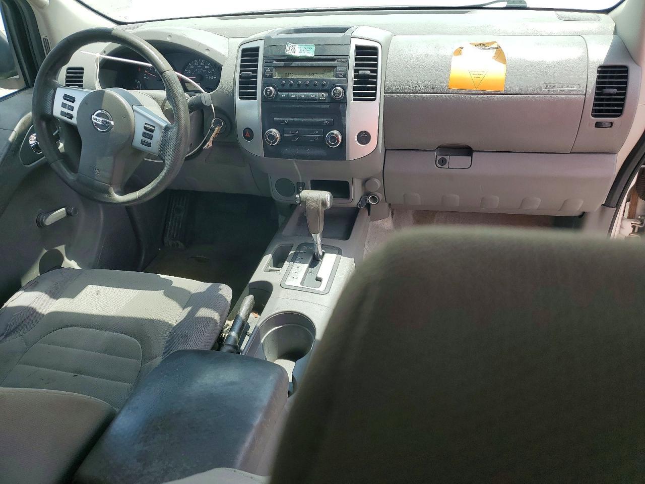 2014 Nissan Frontier S - zdjęcie 8