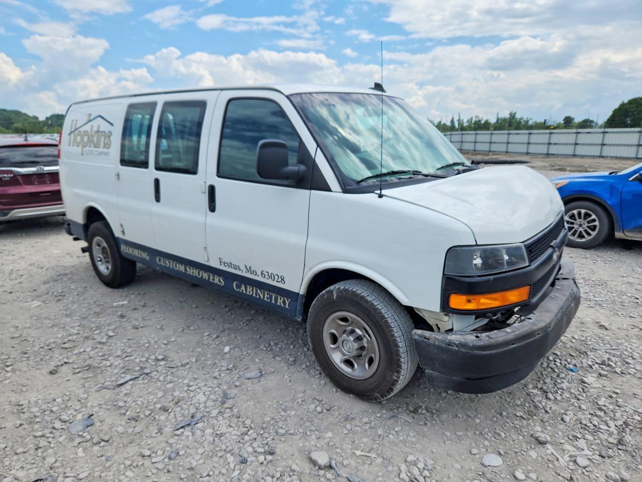 2018 Chevrolet Express G2500 - zdjęcie 4
