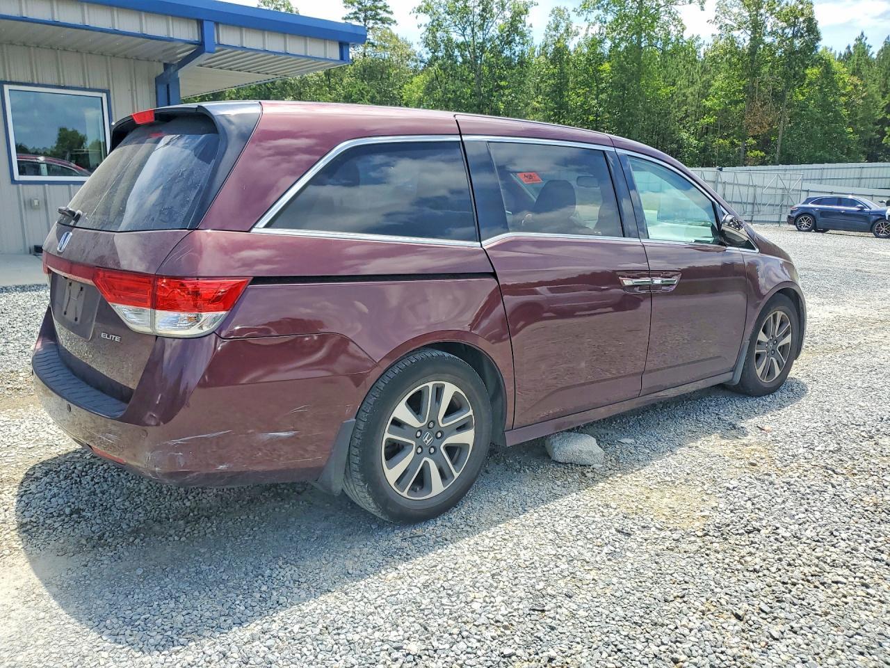 2015 Honda Odyssey Touring - zdjęcie 5