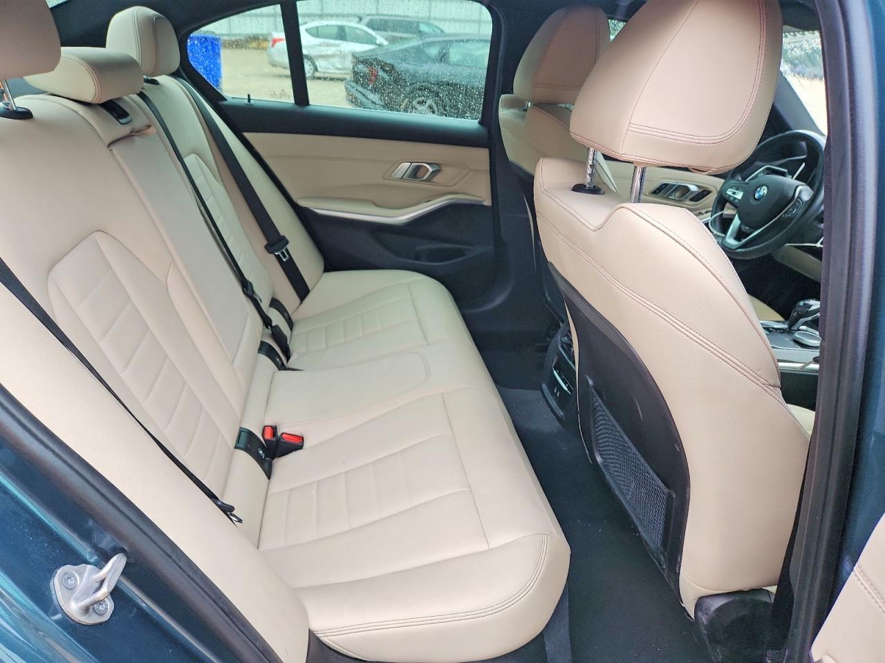 2021 BMW 330E - zdjęcie 10