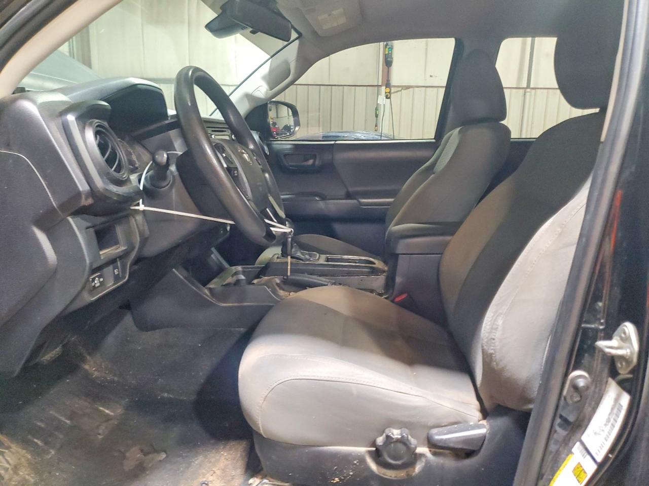 2018 Toyota Tacoma Sr V6 - zdjęcie 7