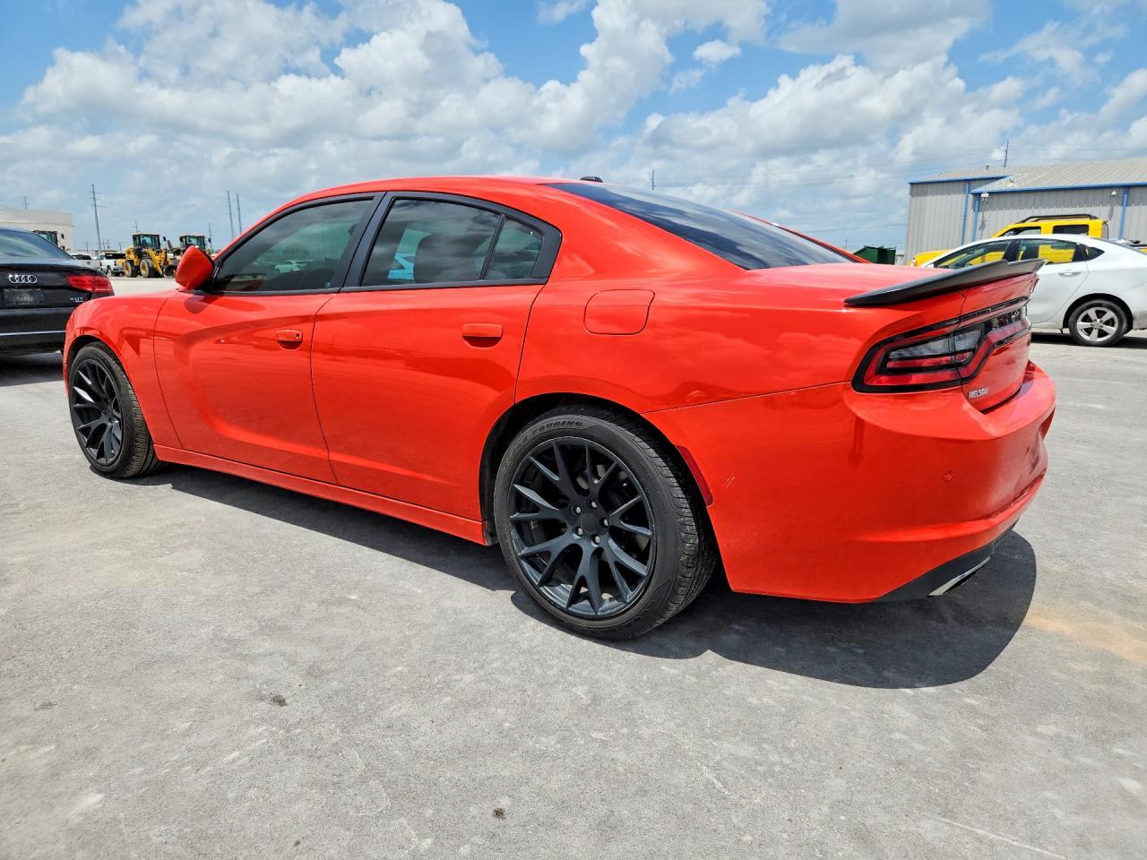 2017 Dodge Charger Se - zdjęcie 2