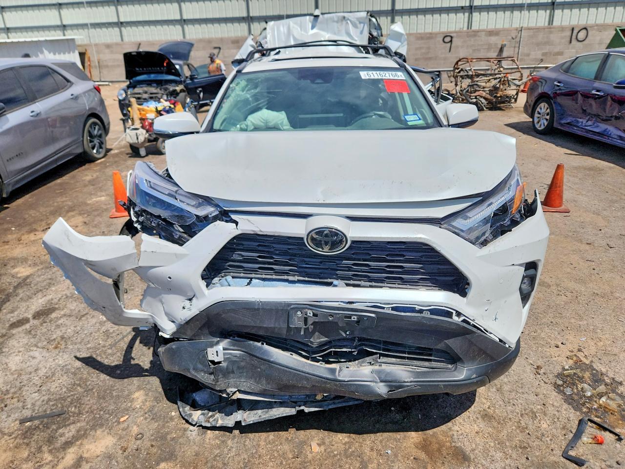 2024 Toyota Rav4 Xle Premium - zdjęcie 5