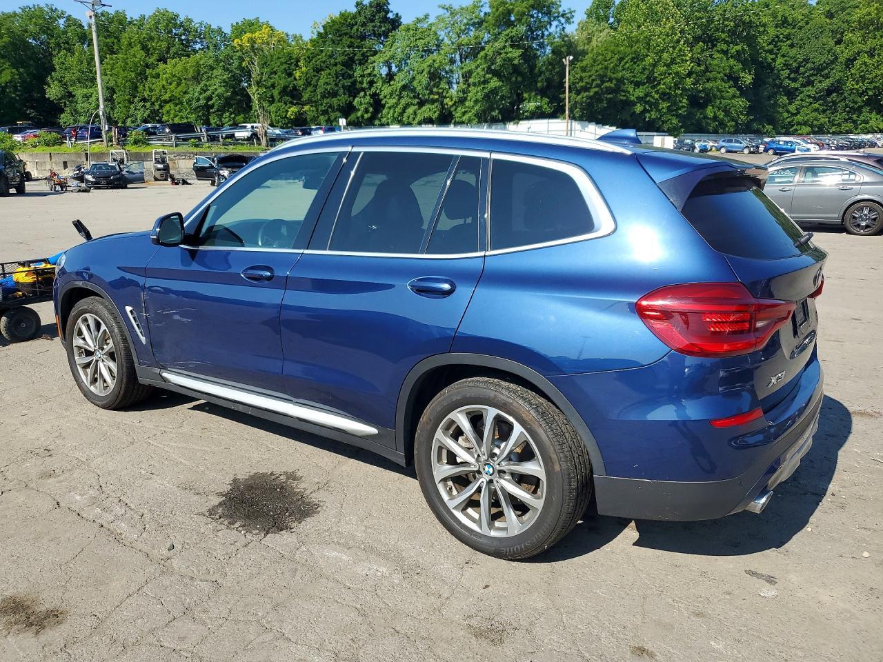 2019 BMW X3 xDrive30I - zdjęcie 2