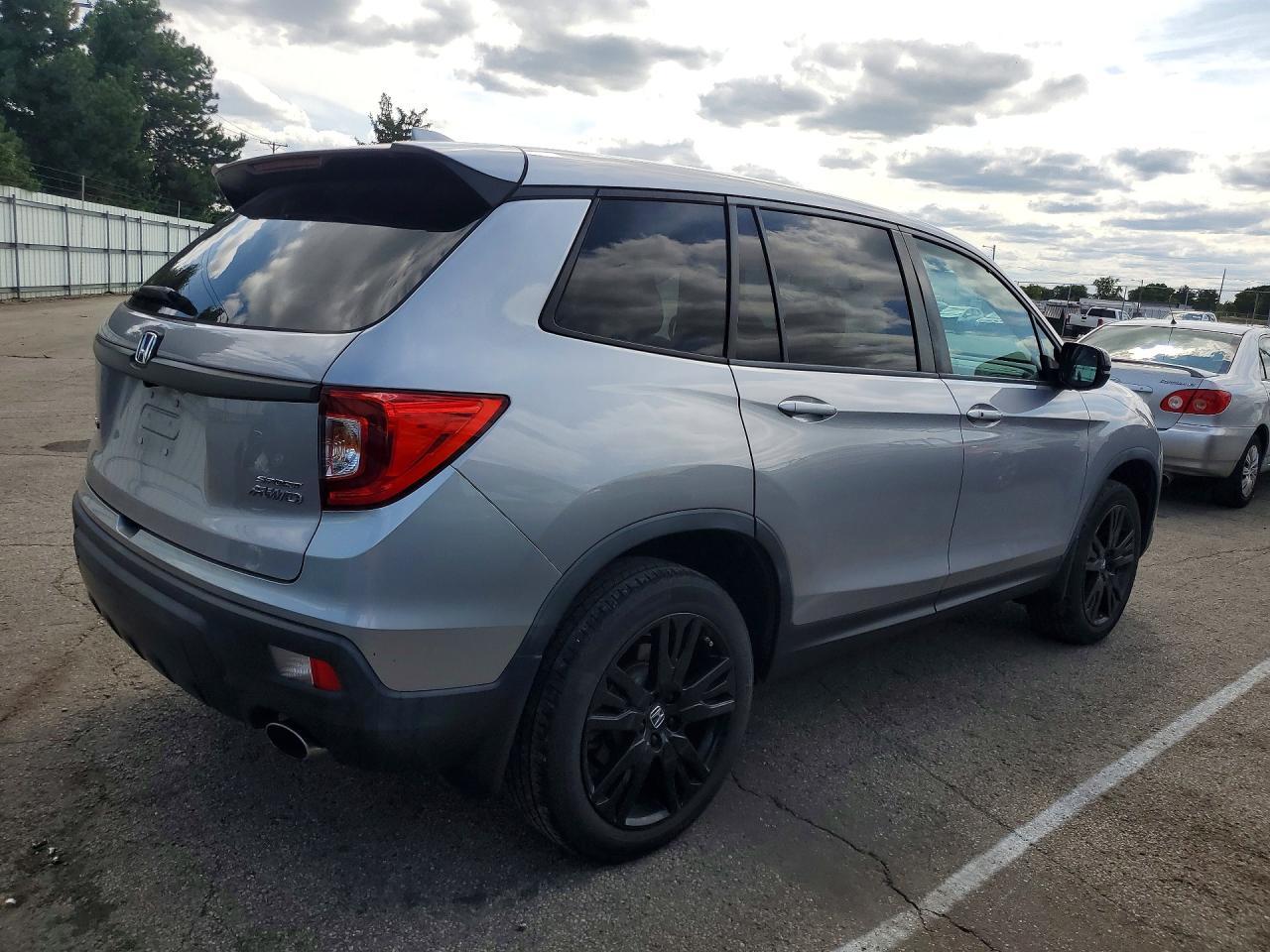 2021 Honda Passport Sport - zdjęcie 3