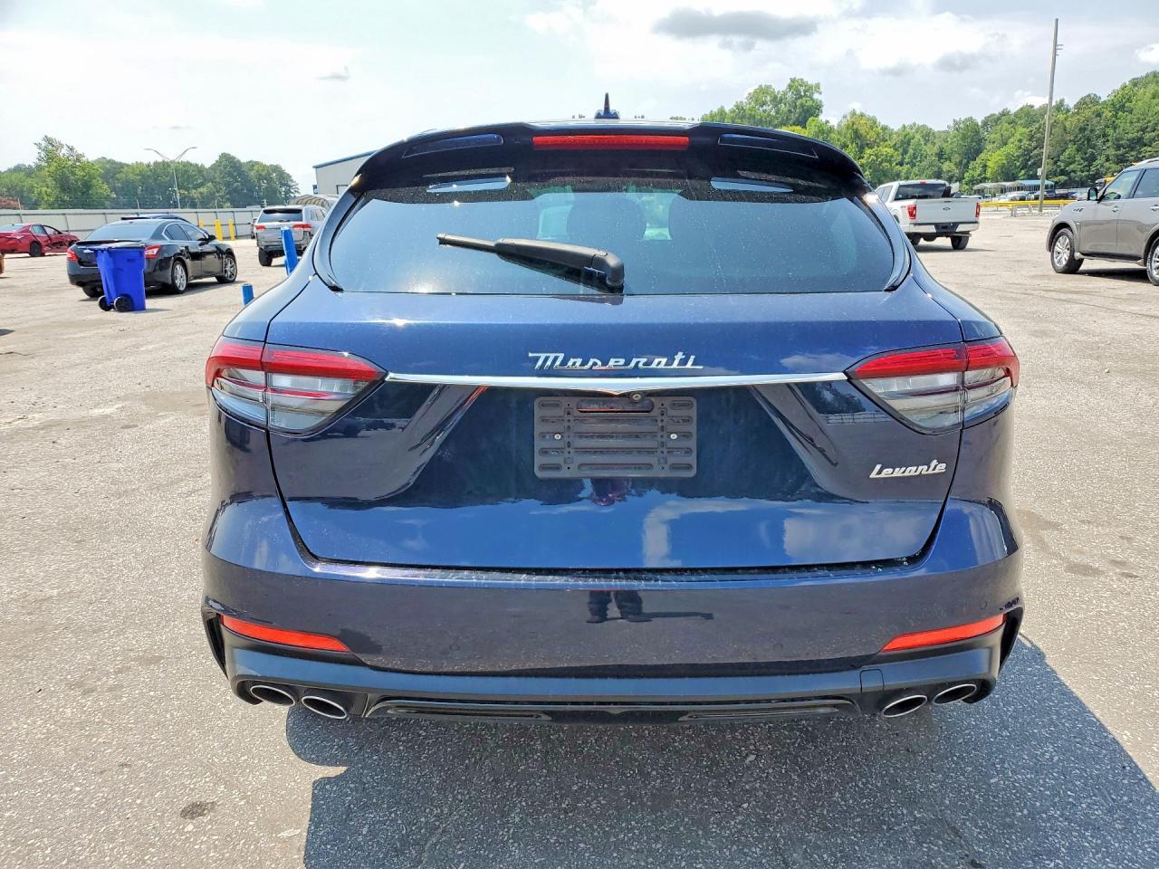 2022 Maserati Levante Base - zdjęcie 6