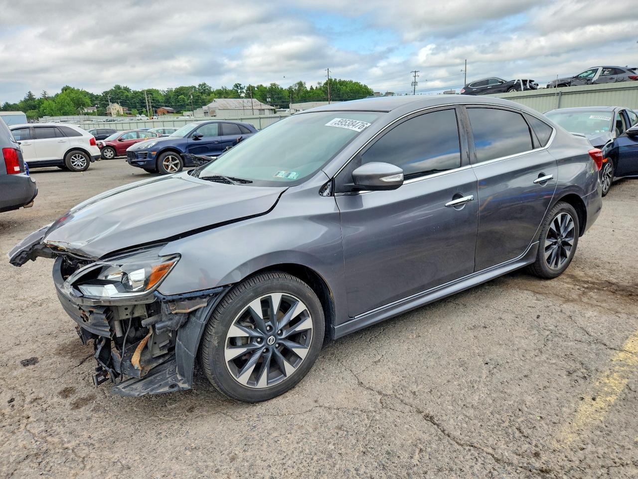 2019 Nissan Sentra Sr - zdjęcie główne