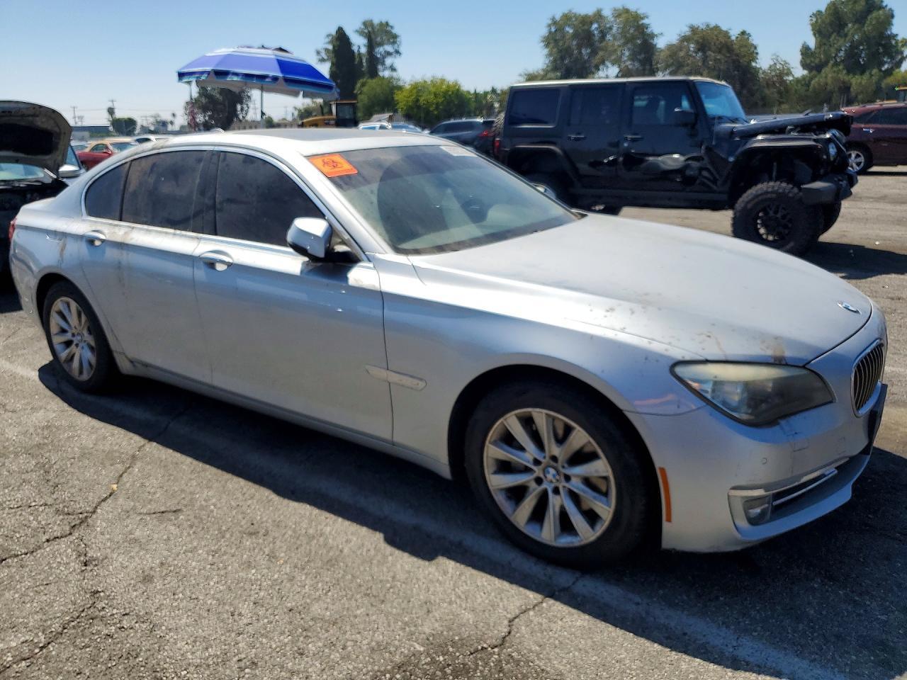 2015 BMW 740 I - zdjęcie 4