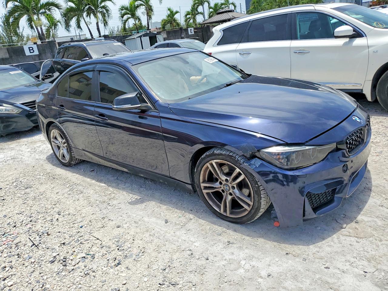 2016 BMW Seria 3 320i - zdjęcie 4